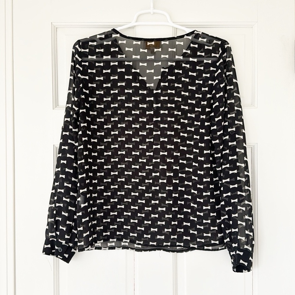 COLLECTIVE CONCEPTS sheer blouse top size XS black cream white longsleeve - Picture 2 of 6